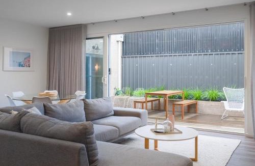 Warrnambool Apartment | Schnapper Lane