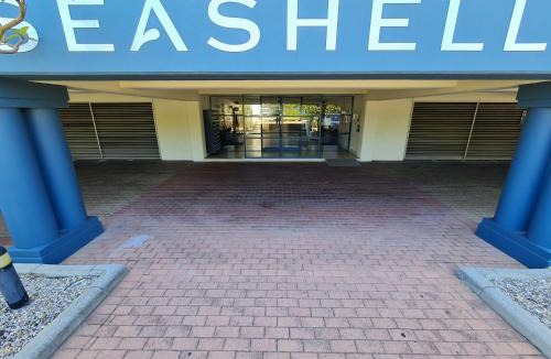 Scarborough Apartment | Sea Breeze Apartment - Direct Ocean Views - Top Floor