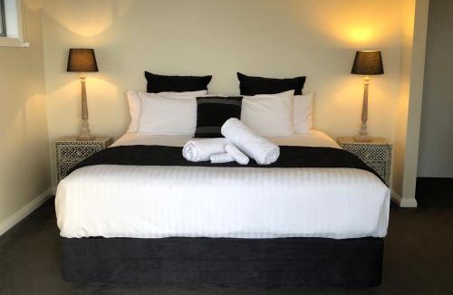 Binalong Bay House | SEA EAGLE COTTAGE Amazing views of Bay of Fires