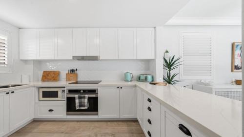 Terrigal House | Sea Glass