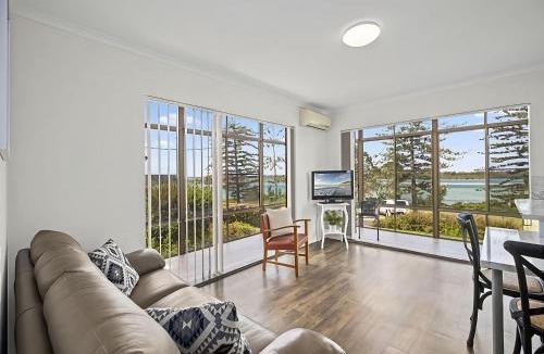 Urunga Apartment | Sea Lido in Urunga