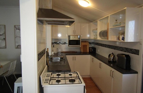 Dalrymple Apartment | Sea Salt Apartment Main Unit