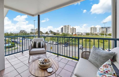 Maroochydore Apartment | Sea Shapes Coastal Escape 3 Bed Apartment
