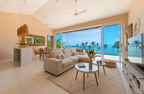 Makham Tia Villa | SEA VIEW VILLA WITH INFINITY POOL