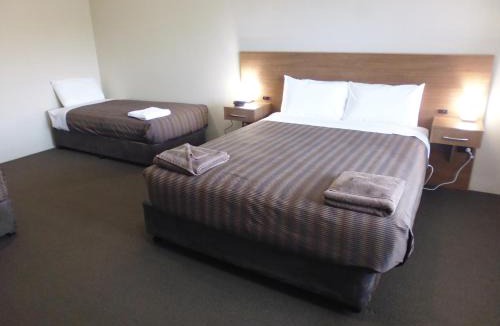 Somerset Hotel | Seabrook Hotel