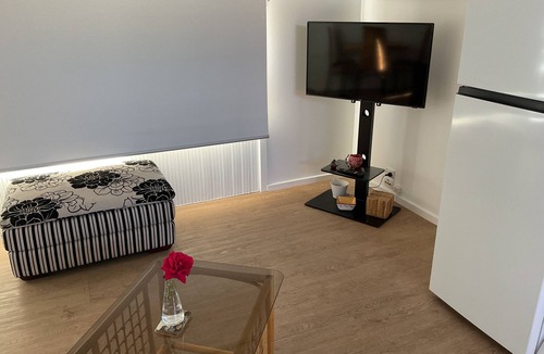 St Leonards Apartment | Seacret, only 300 m to the beach!