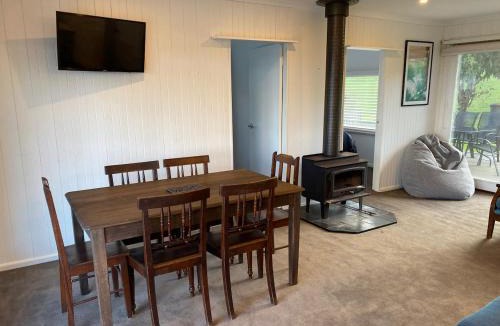 Sugarloaf House | Seacroft Beach House