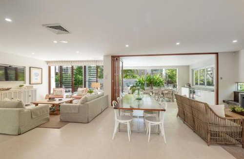 Yaroomba Villa | SeaEasta