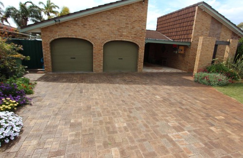 Safety Bay House | Seagate Beach Retreat - with private pool and integrated spa (spa is unheated).