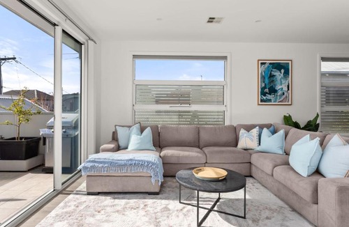 Williamstown House | Seagulls Nest