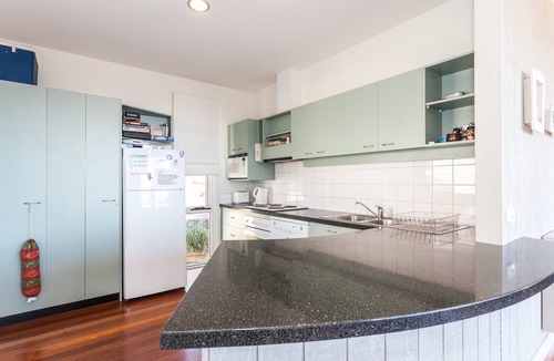 Lorne House | Seamist - Elevated With Amazing Outlook