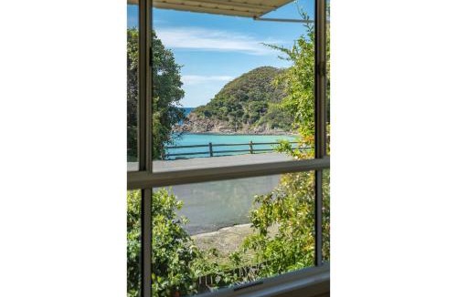 Seal Rocks House | Seascape