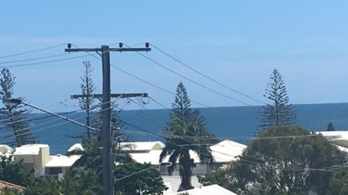 Alexandra Headland Apartment | SeascapeatAlexBeach Budget Accomodation