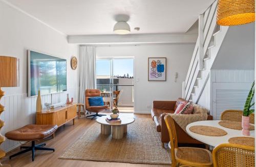 Henley Beach Apartment | 'Seaside' at Henley