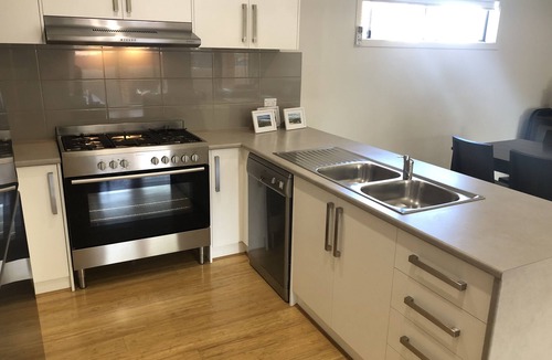 Capel Sound House | Seaside Getaway - Walk to the Beach!
