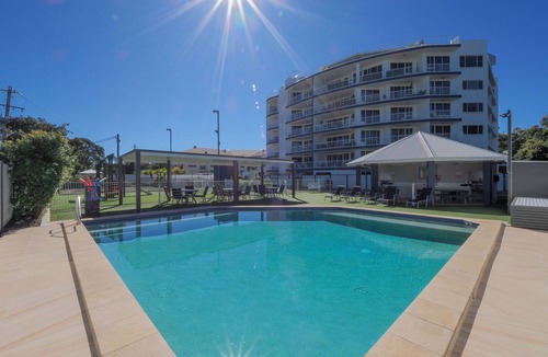 Woorim Apartment | Seaside Golf Retreat