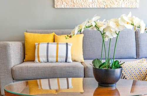 Darwin City Centre Apartment | Seaside Oasis with Balcony along the Esplanade