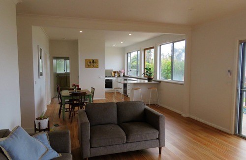 Tathra House | SEASIDE SPRAY