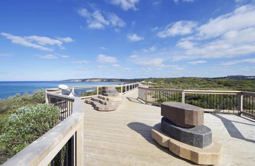 Torquay House | Seaside Style - Modern Coastal Retreat with Ocean Views