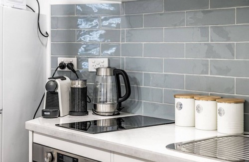 Victor Harbor Apartment | Seaside Victor Harbour Apartment