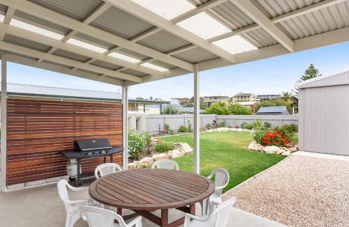 Goolwa Beach House | Seaspray - 24 Kightley Rd Goolwa Beach - No Linen Included