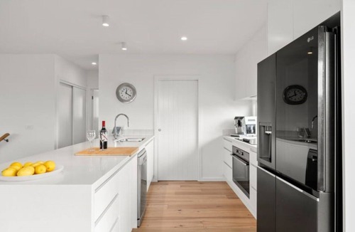 Cape Woolamai House | Seaspray Views by Ready Set Stay