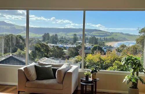 Gerringong House | Seaview at Gerringong - 4pm check out if available