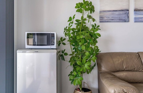 Encounter Bay House | Seaview at the Bay - Wi-Fi and Linen Included
