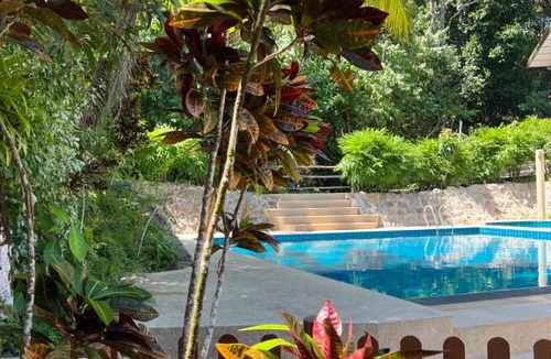 Salak Kok Apartment | Seaview Cottage