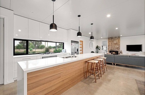 Yallingup House | Seaview Yallingup—Nature & Spa Sanctuary
