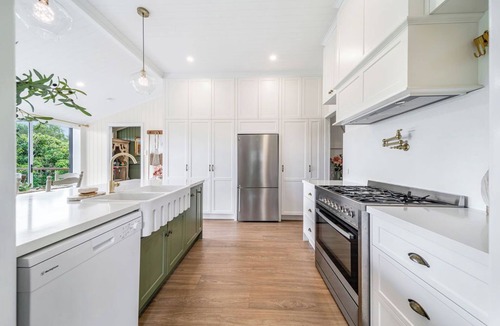 North Deep Creek House | Secluded Beautifully Renovated Queenslander on 37 Acres + Stunning Views