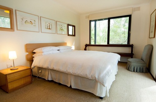 Flinders House | Secluded Flinders beach house