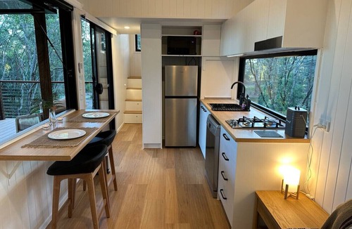 Peachester House | Secluded Tiny House with amazing views Wild100 BnB