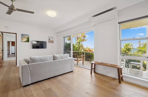 Sapphire Beach Apartment | Seculded Beach Pad overlooking the beautiful Solitary Islands