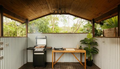 Kewarra Beach House | Seednest 7 bedroom beach house Pool &Game Room