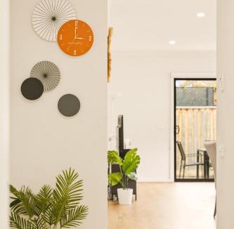 Melton South House | Seednest Stylish & Perfect for Relaxation