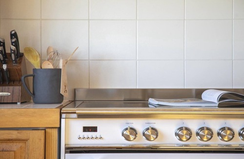 Terrigal House | SEI VADIS | Spa , Ocean Views | Accom Holidays