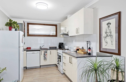 Capalaba Apartment | Self-contained 2 brm "smart" apartment in Bayside Brisbane