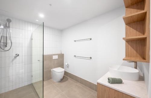 Phillip Apartment | Self-Contained Apartment in Woden By Serain