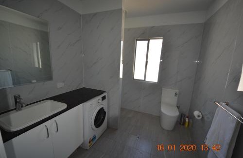 Kelmscott Apartment | Self contained Two Bedroom Apartment