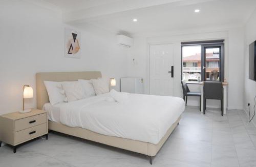 Macgregor House | Self-Contained Unit Perfect for Solo or Couple Travelers