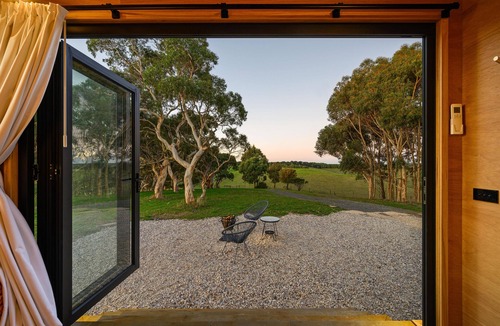 Sellicks Hill Cabin | Sellicks Hill Eco Cabin ~ Sellicks Hill - A unique off-grid holiday experience