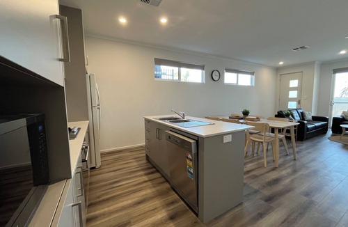 Semaphore House | Semaphore Beach Front Home With Sea Views