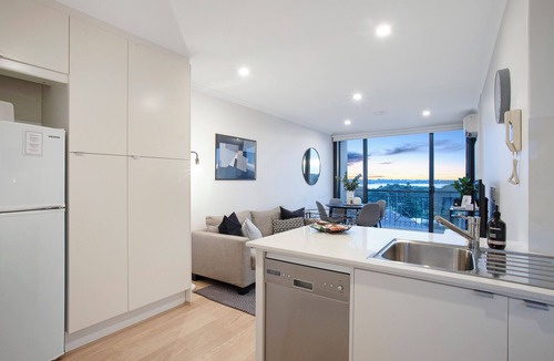 South Perth Apartment | Sepal Select with Magnificent views !BR 1Car Bay, South Perth - perfect