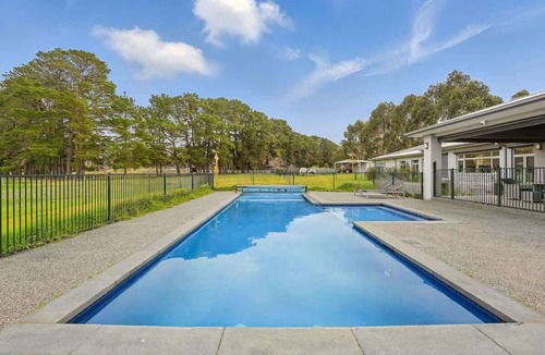 Hastings House | Serene Coastal Retreat in Hastings | 4BR + Pool