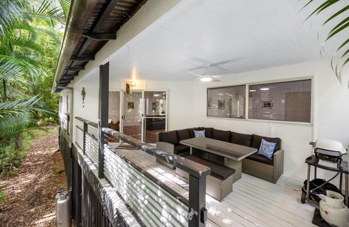 Mount Coolum House | Serene Mount Coolum Escape Near the Beach