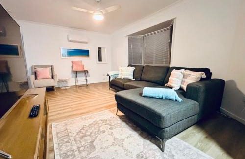 Redland Bay House | Serene Saltair