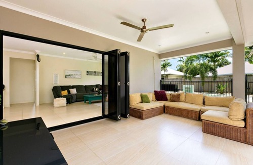 Trinity Park Villa | Serene Selwyn Coastal Villa near Trinity Beach