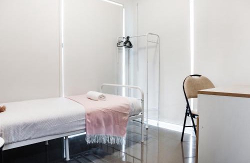 Gregory Hills House | Serene Single Room - Convenient Location in Gregory Hills - Shared Bathroom