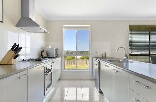 Orange East House | Serene Sullivan - Modern, Convenient, Pets Allowed